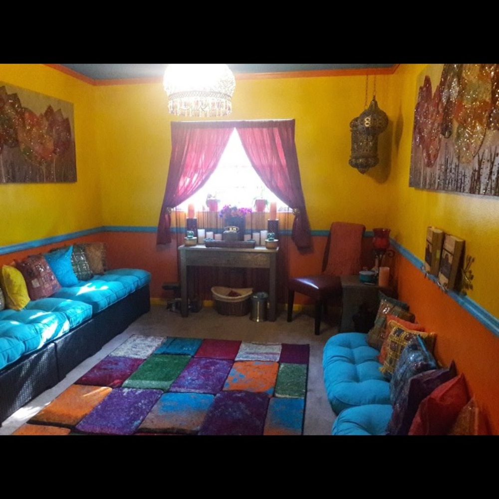 Meet your Posher, Marleah Denay